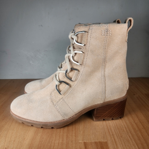 SOREL Women's Cate Lace Up Bootie Size 6.5 Beige Suede Combat Leather Shoes - Picture 3 of 11